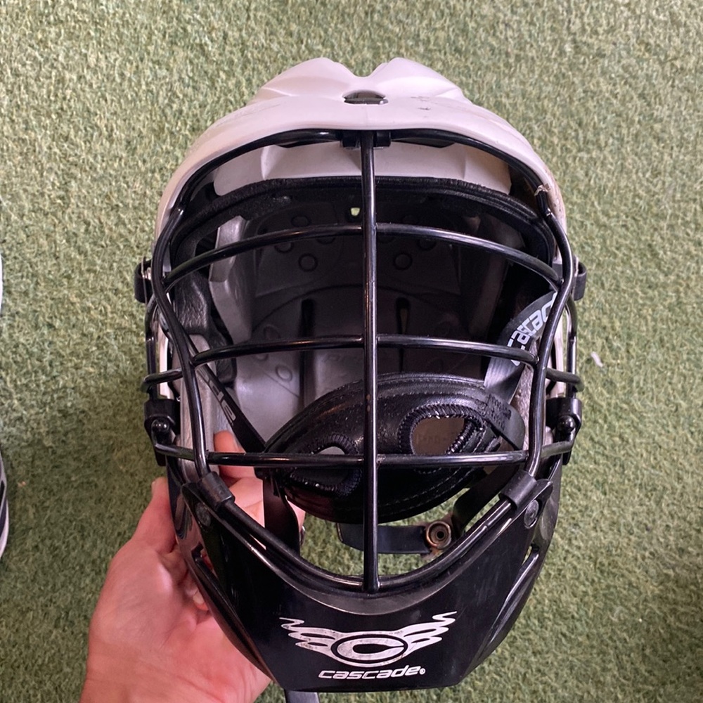 Lacrosse helmet